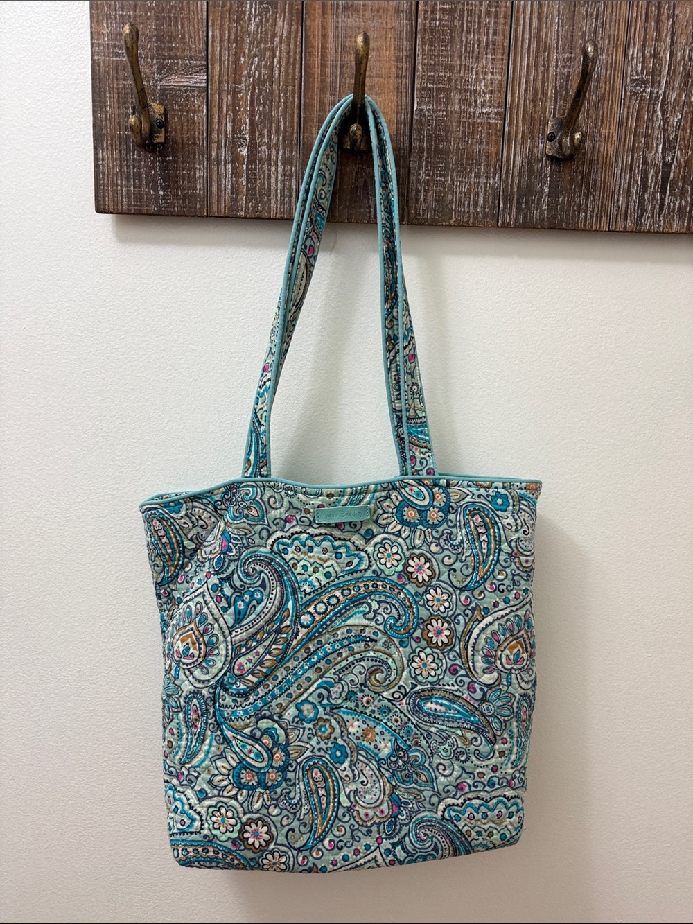 Vera Bradley tote bag Daisy Dot Paisley (retired)